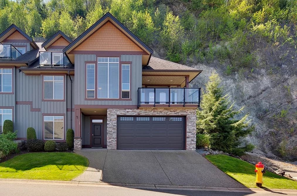 37 43540 ALAMEDA DRIVE, Chilliwack, BC — Residential for Sale - Main Photo