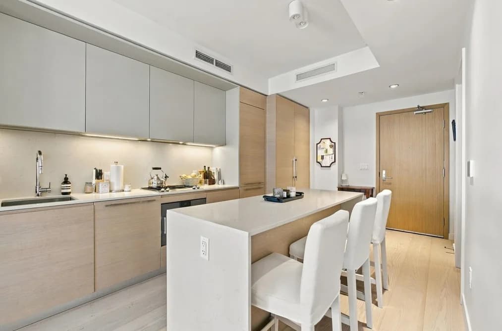 3703 1289 HORNBY ST, Vancouver BC V6Z 0G7 - Photo 1