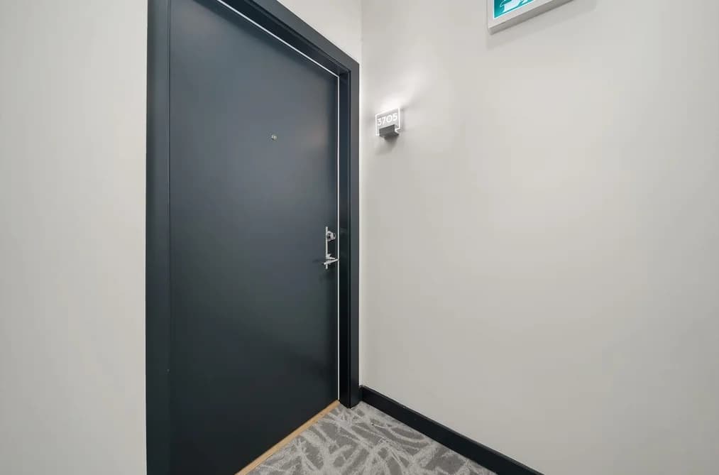 3705 13438 CENTRAL AVENUE, Surrey, BC — Residential for Sale - Photo 2
