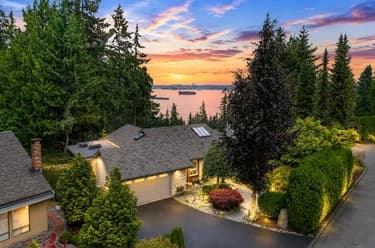 House for sale at 3706 Southridge Place West Vancouver British Columbia - MLS: R3145586