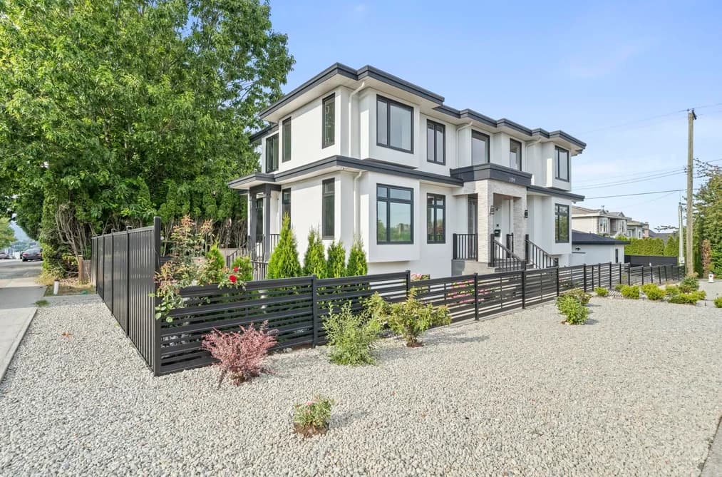 3709 AVONDALE STREET, Burnaby, BC — Residential for Sale - Photo 2