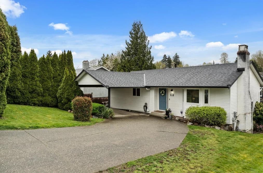 3712 OLD CLAYBURN ROAD, Abbotsford, BC — Residential for Sale - Main Photo
