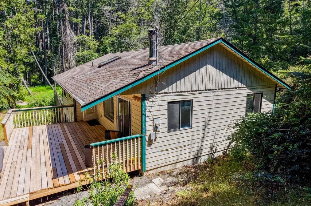 37150 SCHOONER WAY, Pender Island, BC — Residential for Sale - Photo 2