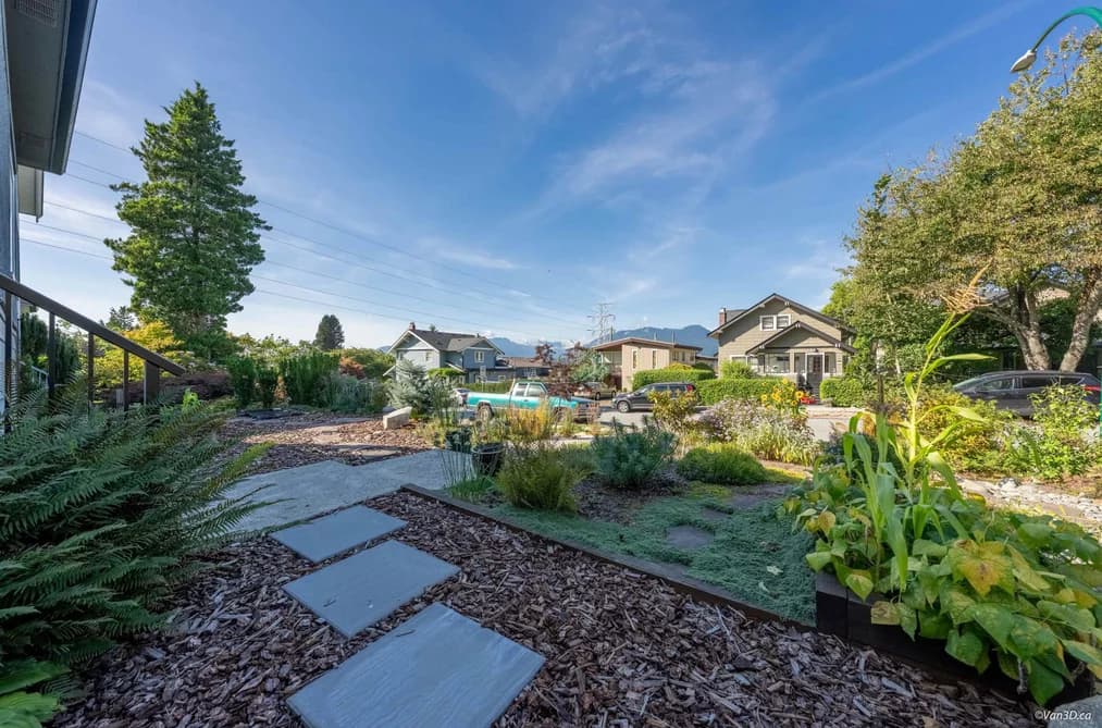3726 TRINITY STREET, Burnaby, BC — Residential for Sale - Photo 2