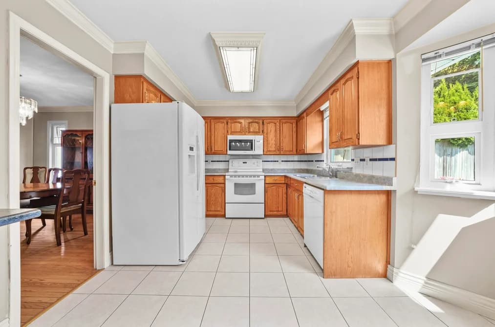 3731 BRACEWELL COURT, Port Coquitlam, BC — Residential for Sale - Photo 2