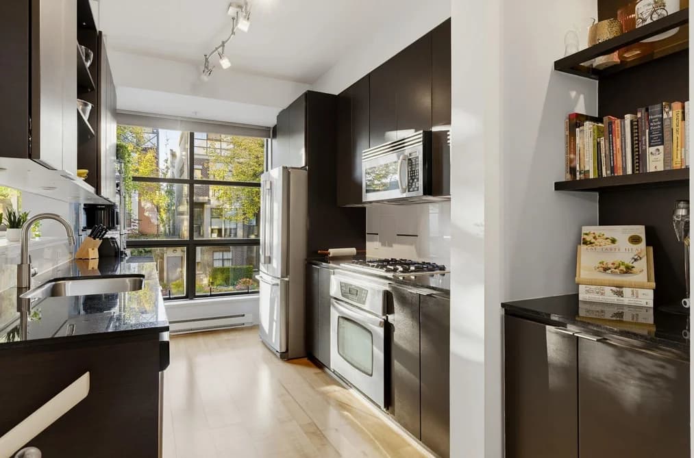 3742 COMMERCIAL STREET, Vancouver, BC — Residential for Sale - Photo 2