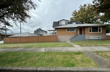 House for sale at 375 Skeena Street Vancouver British Columbia - MLS: R2929193