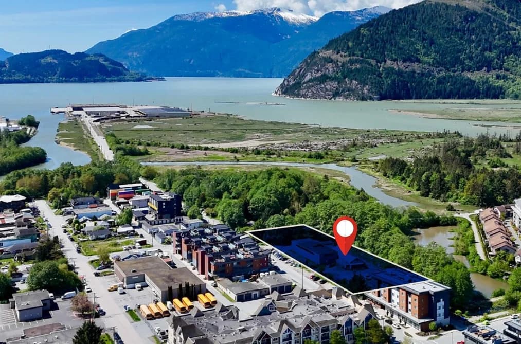 37861 THIRD AVENUE, Squamish, BC — Land for Sale - Main Photo