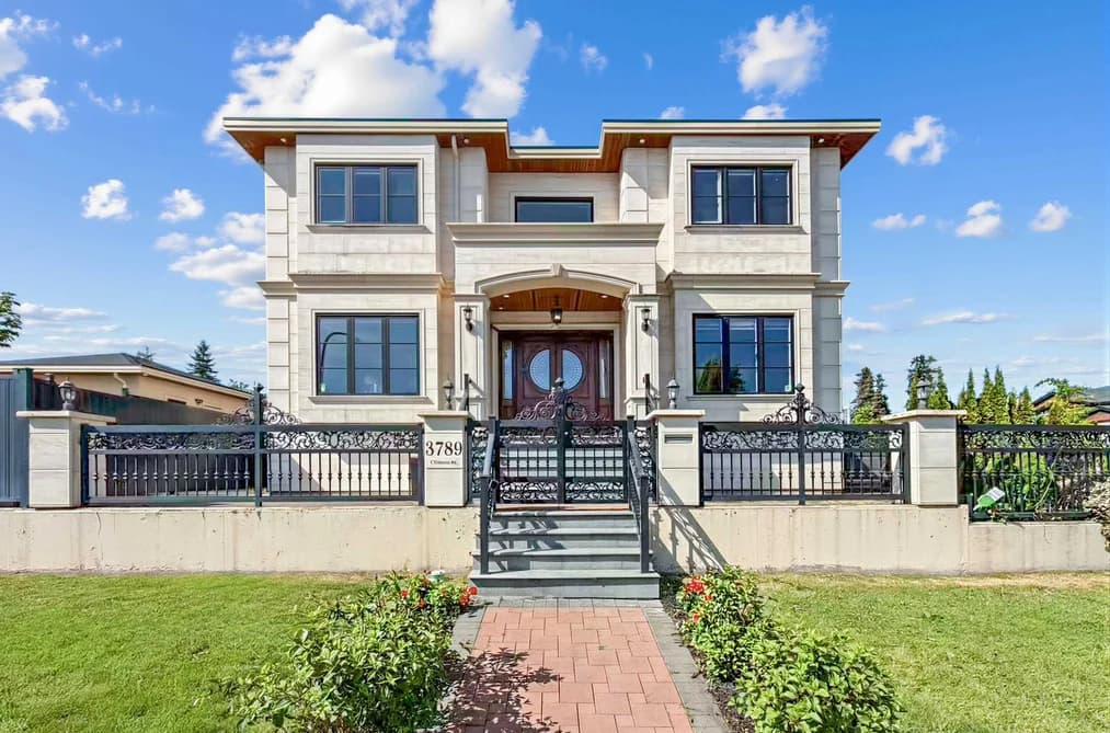 3789 CLINTON STREET, Burnaby, BC — Residential for Sale - Photo 2