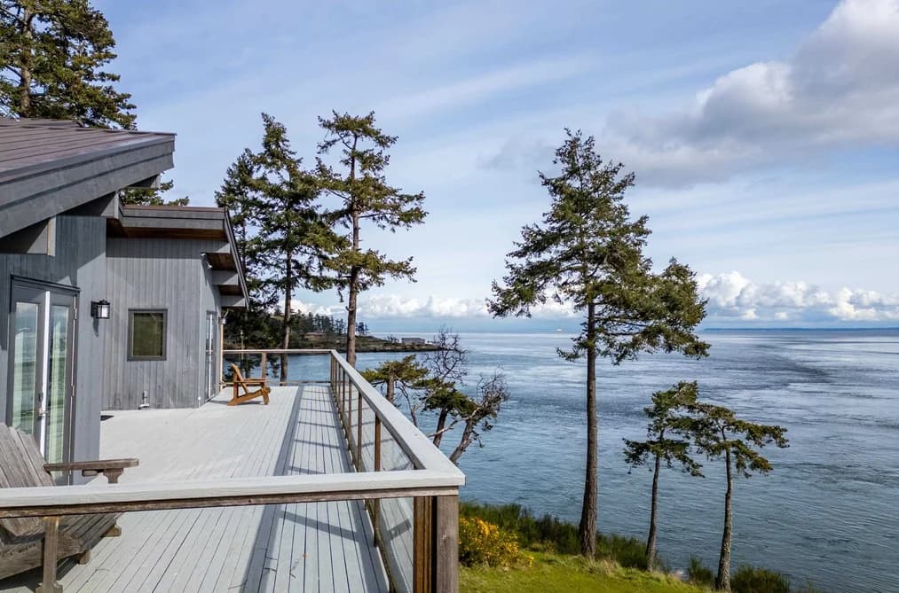 379 ANN POINT ROAD, Galiano Island, BC — Residential for Sale - Main Photo