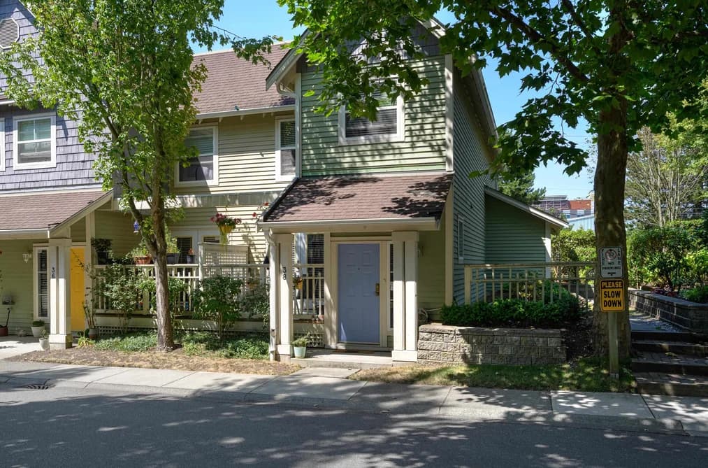 38 1700 56 STREET, Delta, BC — Residential for Sale - Photo 2