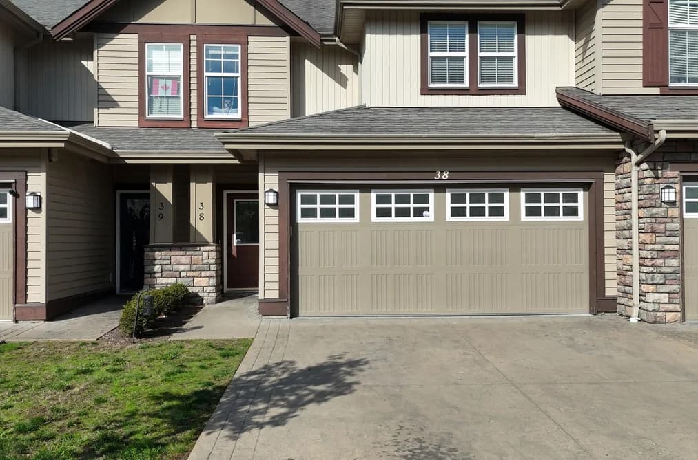 38 6577 SOUTHDOWNE PLACE, Chilliwack, BC — Residential for Sale - Photo 2