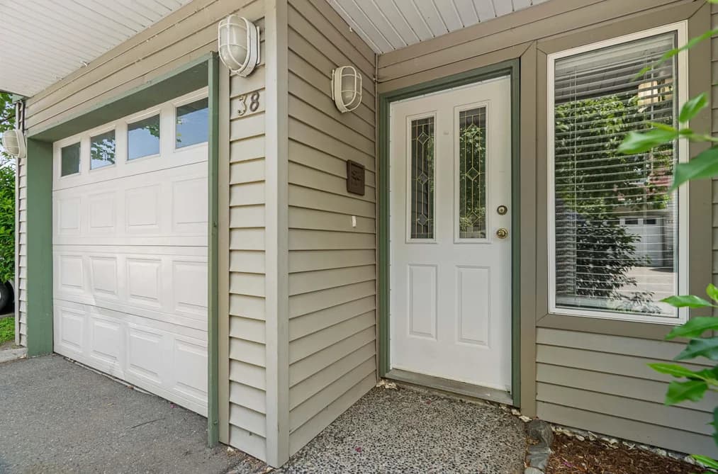 38 9470 HAZEL STREET, Chilliwack, BC — Residential for Sale - Photo 2