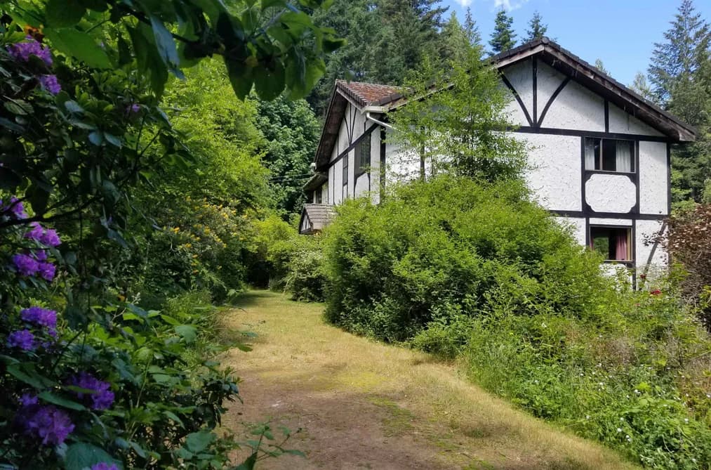 380 S WARBLER ROAD, Galiano Island, BC — Residential for Sale - Photo 2