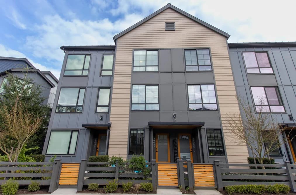 38037 KEEL WAY, Squamish, BC — Residential for Sale - Photo 2