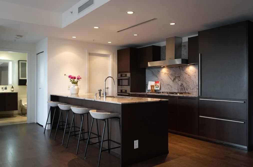 3804 1011 W CORDOVA STREET, Vancouver, BC — Residential for Sale - Photo 2