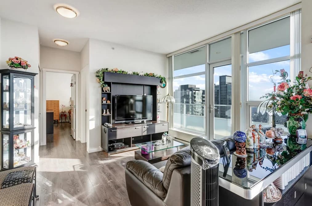 3806 4880 BENNETT STREET, Burnaby, BC — Residential for Sale - Photo 2