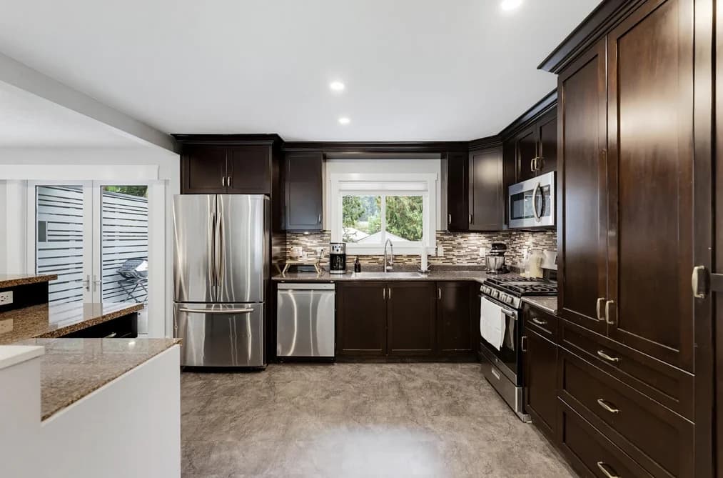 3822 201A STREET, Langley, BC — Residential for Sale - Photo 2