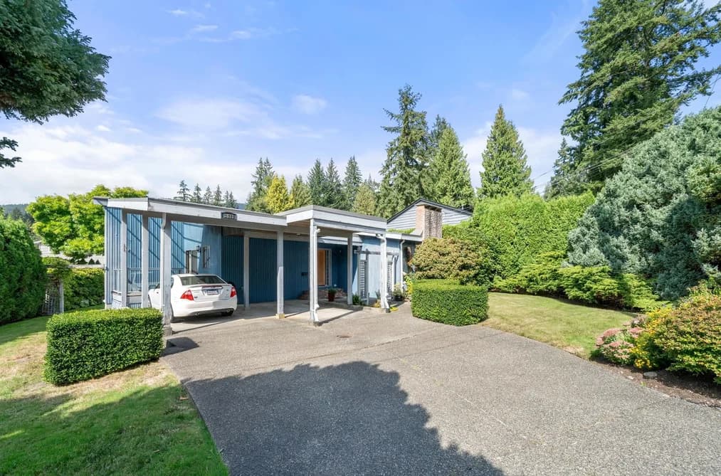 3833 LYNN VALLEY ROAD, North Vancouver, BC — Residential for Sale - Main Photo