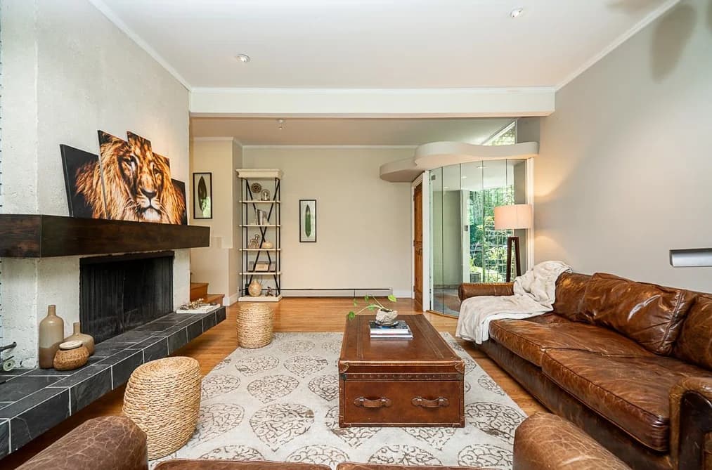 3841 BAYRIDGE AVENUE, West Vancouver, BC — Residential for Sale - Photo 2
