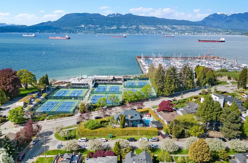 3850 POINT GREY ROAD, Vancouver, BC — Residential for Sale - Photo 2