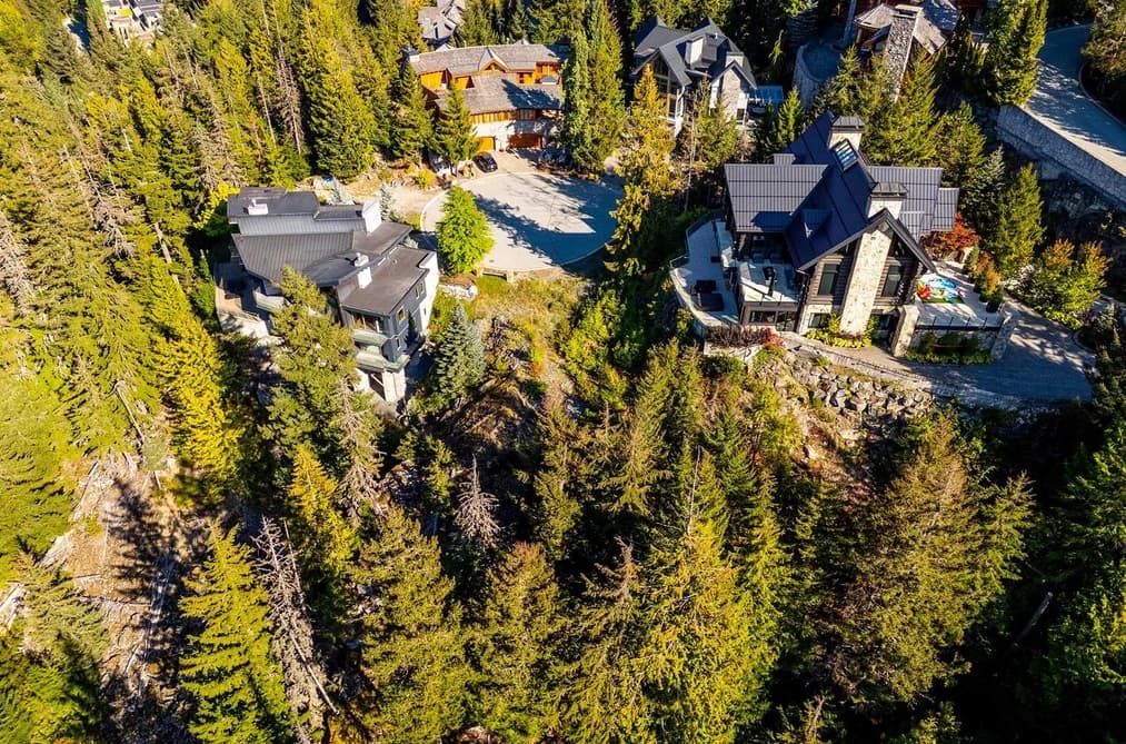 3853 SUNRIDGE COURT, Whistler, BC — Land for Sale - Photo 2