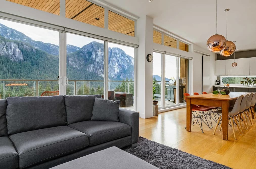 38555 SKY PILOT DRIVE, Squamish, BC — Residential for Sale - Photo 2