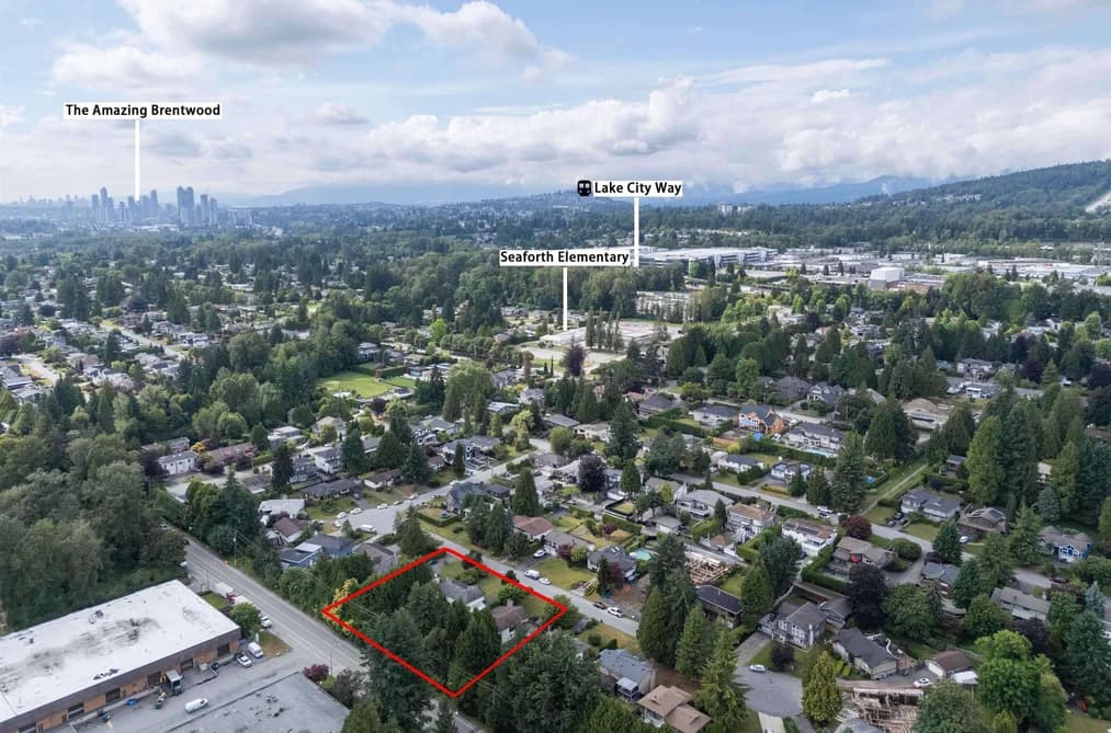 3869 WINLAKE CRESCENT, Burnaby, BC — Residential for Sale - Photo 2