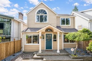 House for sale at 3870 W 17th Avenue Vancouver British Columbia - MLS: R3145132