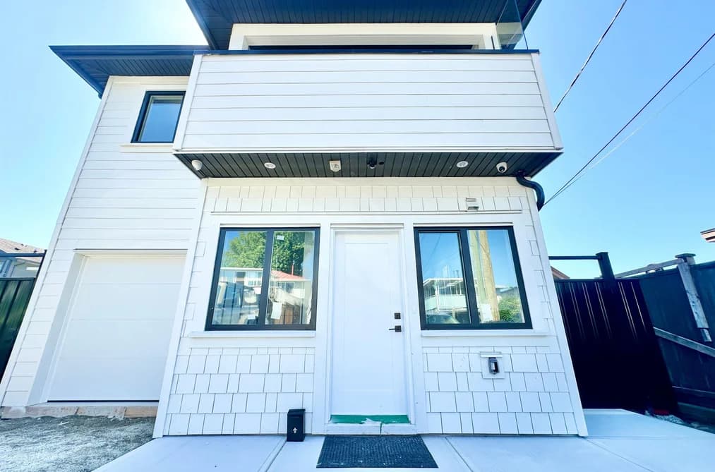 3873 NAPIER STREET, Vancouver BC V5C 3E6 - Photo 1