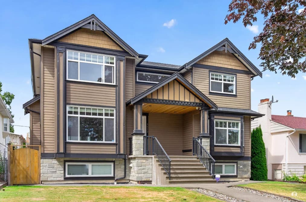 3873 PINE STREET, Burnaby, BC — Residential for Sale - Photo 2