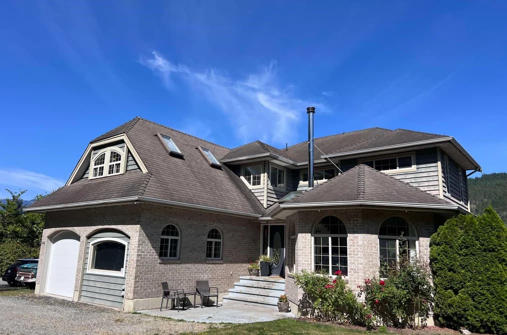 38940 LOGGERS LANE, Squamish, BC — Residential for Sale - Main Photo