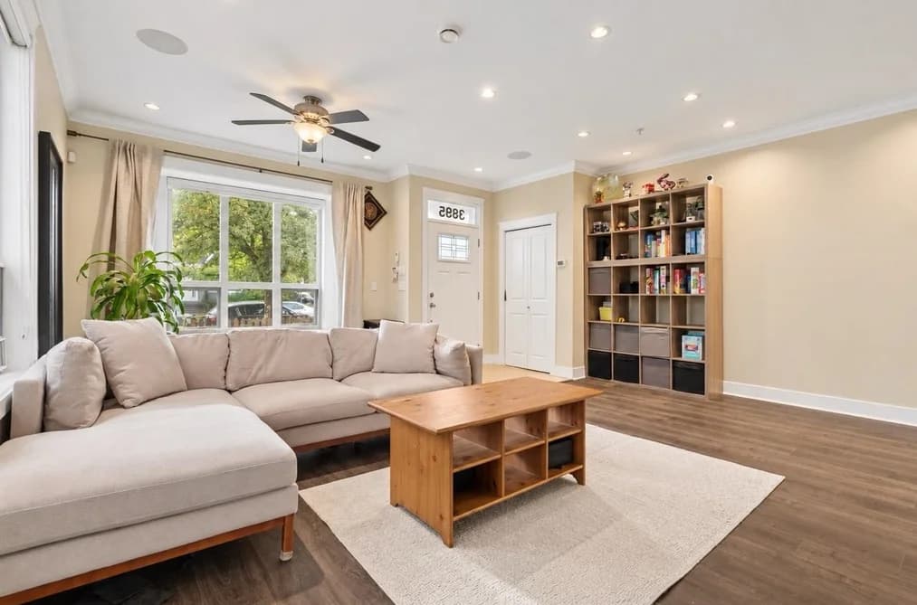 3895 DUMFRIES STREET, Vancouver, BC — Residential for Sale - Photo 2
