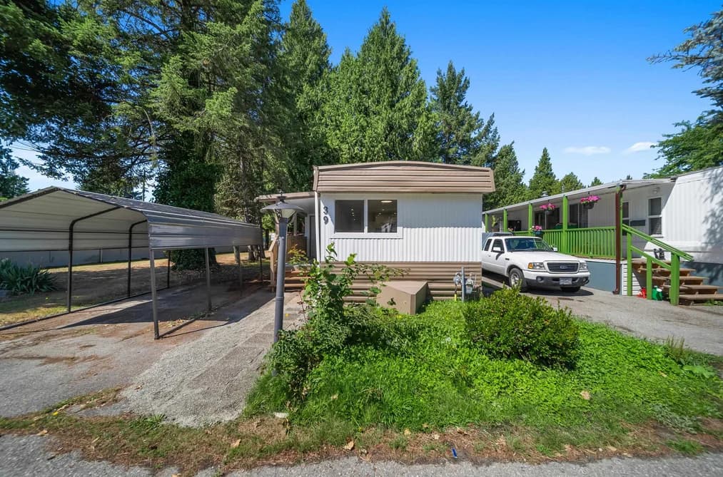 39 21163 LOUGHEED HIGHWAY, Maple Ridge, BC — Residential for Sale - Main Photo