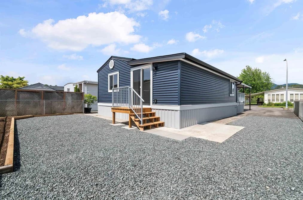 39 9055 ASHWELL ROAD, Chilliwack, BC — Residential for Sale - Photo 2