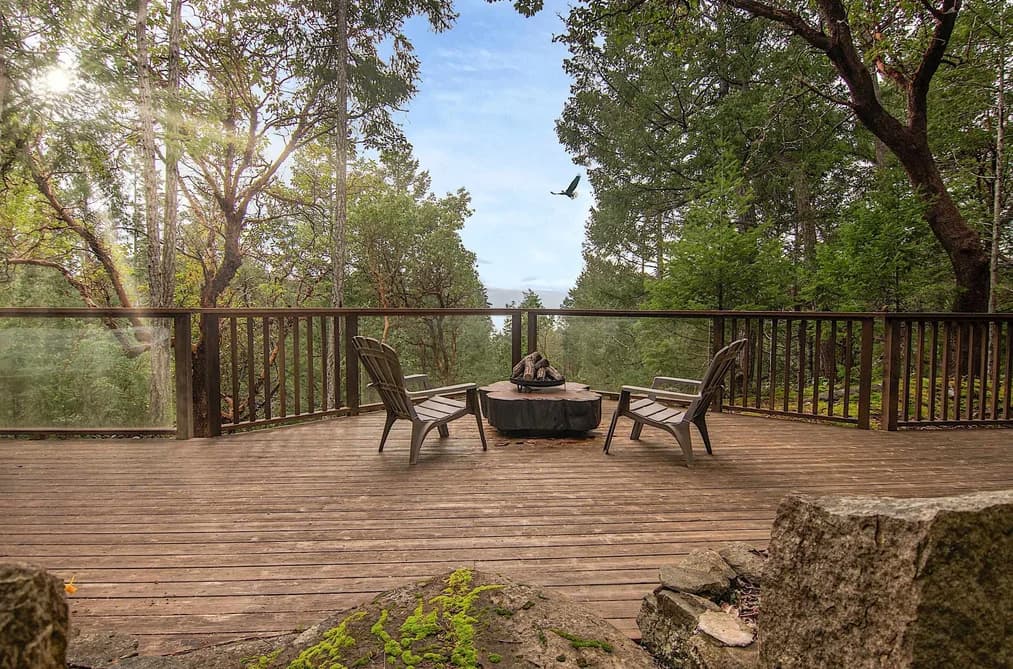 390 JUNIPER LANE, Galiano Island, BC — Residential for Sale - Photo 2