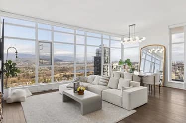 Condo for sale at 3903 4688 Kingsway Burnaby British Columbia - MLS: R3136954