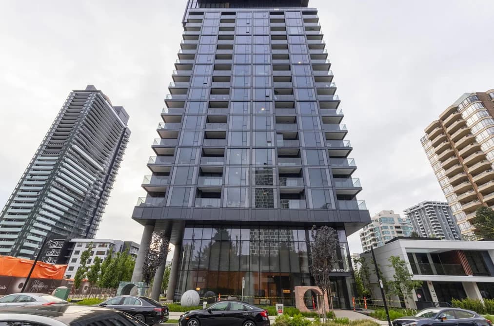 3905 5987 WILSON AVENUE, Burnaby, BC — Residential for Sale - Main Photo