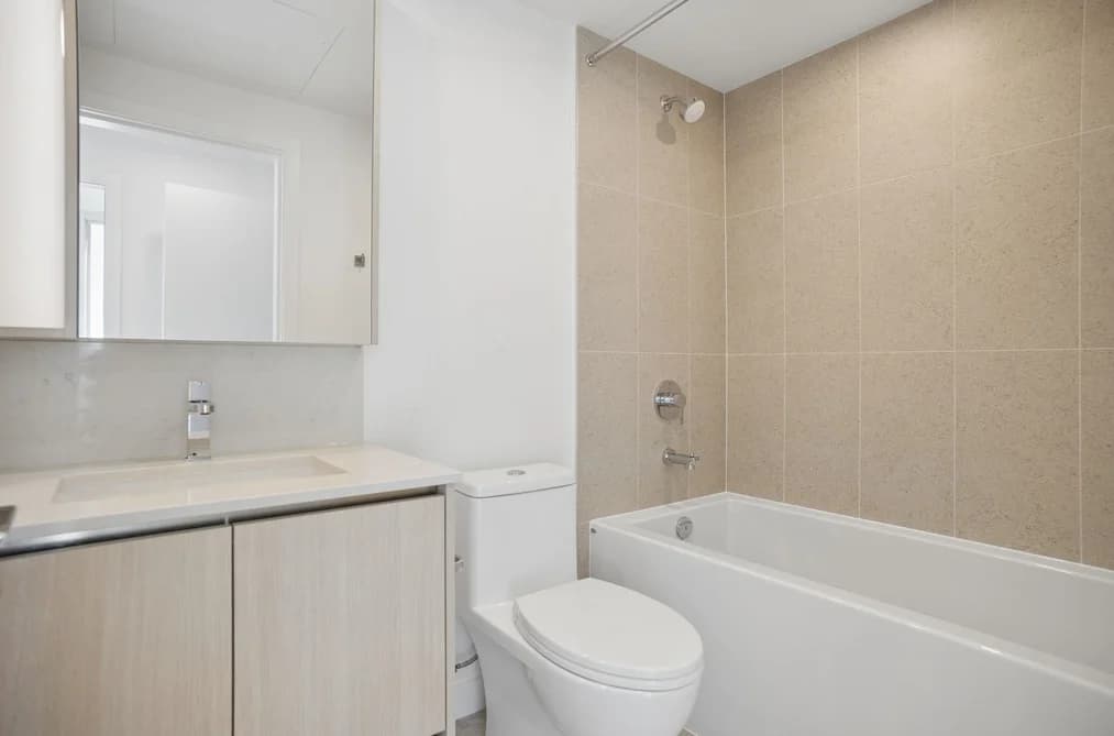3908 13573 98A AVENUE, Surrey, BC — Residential for Sale - Photo 2