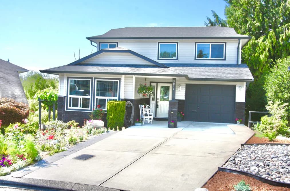3911 WATERTON CRESCENT, Abbotsford, BC — Residential for Sale - Main Photo