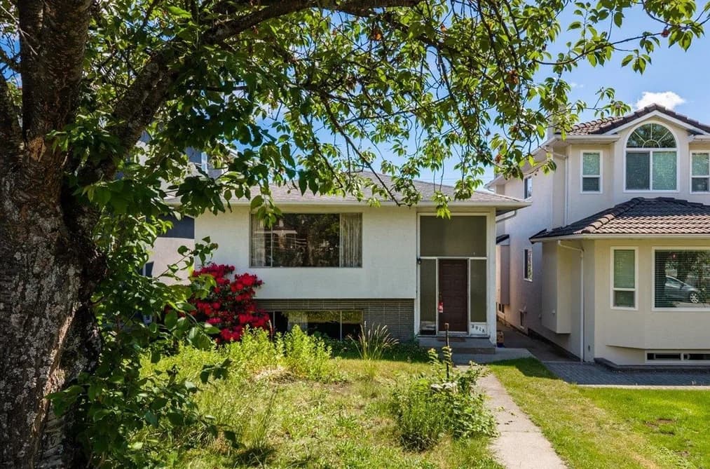 3918 UNION STREET, Burnaby, BC — Residential for Sale - Main Photo