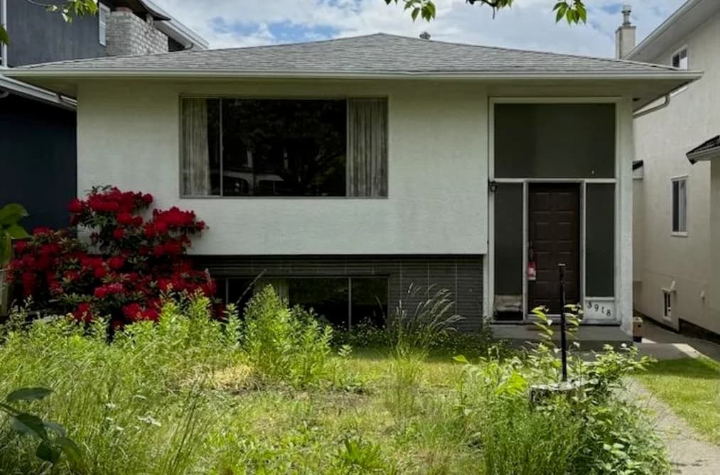3918 UNION STREET, Burnaby, BC — Residential for Sale - Photo 2