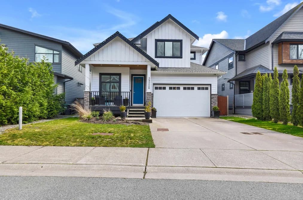 39226 FALCON CRESCENT, Squamish, BC — Residential for Sale - Main Photo