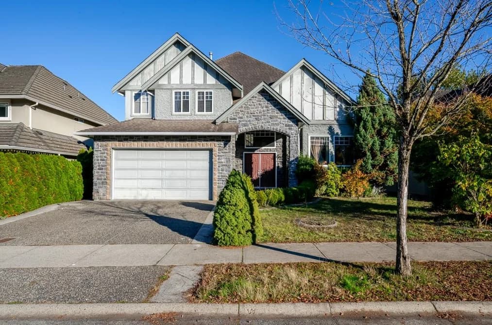3950 Brighton Place, Abbotsford, BC - House for Sale - Main Photo 3950 Brighton Place, Abbotsford, BC - House for Sale - Main Photo