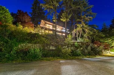 House for sale at 3980 Bayridge Avenue West Vancouver British Columbia - MLS: R3156534