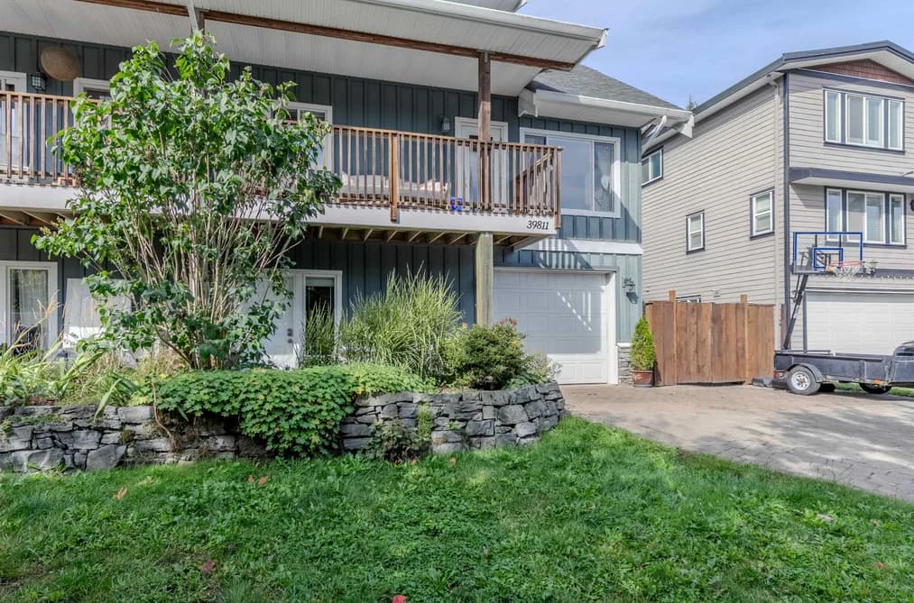 39811 NO NAME ROAD, Squamish, BC — Residential for Sale - Photo 2