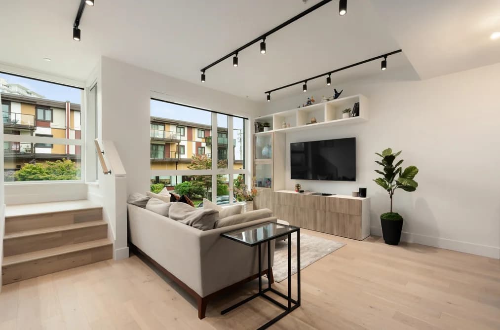 3984 DUMFRIES STREET, Vancouver, BC — Residential for Sale - Photo 2