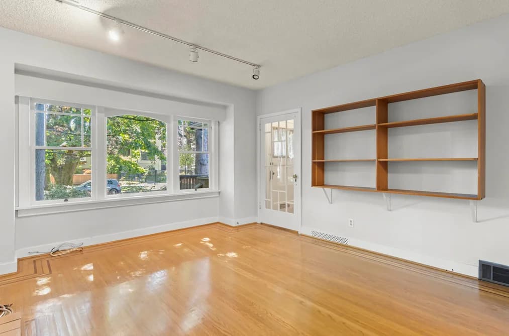 3989 W 19TH AVENUE, Vancouver, BC — Residential for Sale - Photo 2