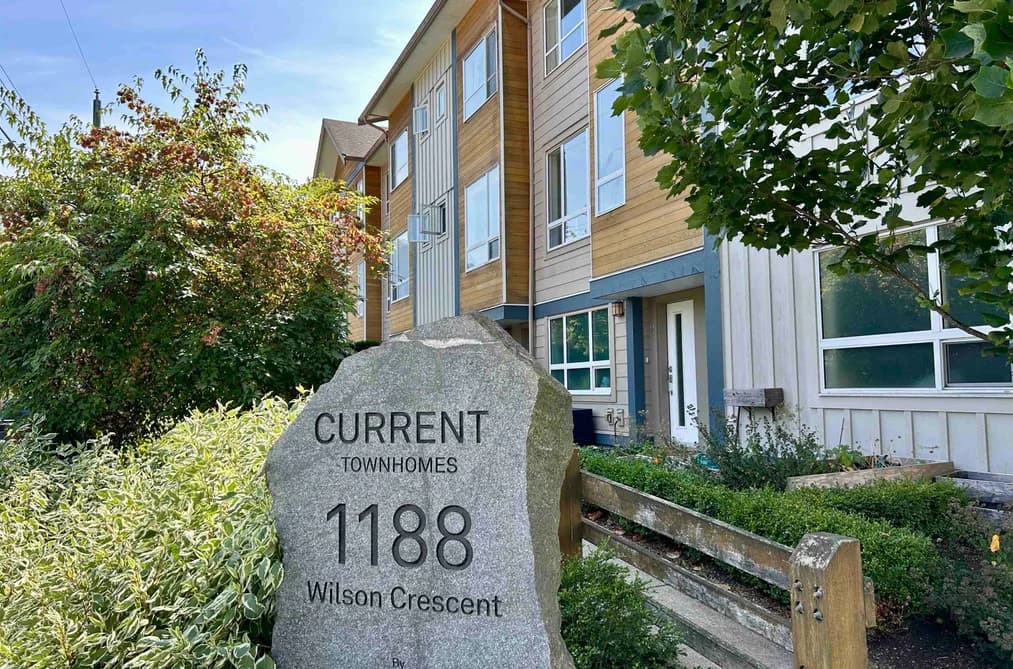 4 1188 WILSON CRESCENT, Squamish, BC — Residential for Sale - Photo 2