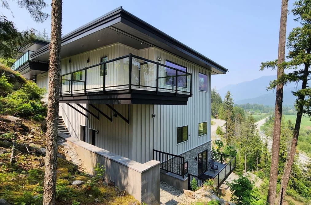 4 1307 EAGLE DRIVE, Pemberton, BC — Residential for Sale - Main Photo